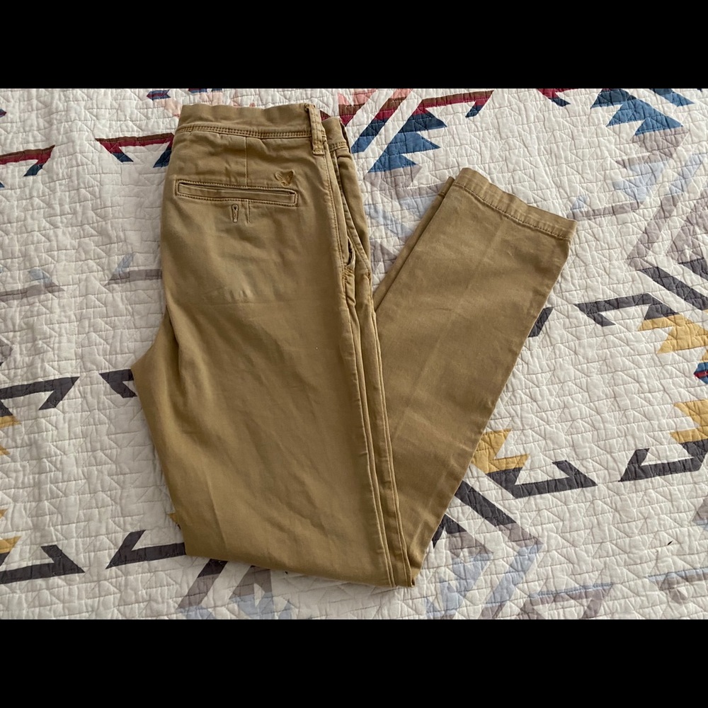 American Eagle khaki pants